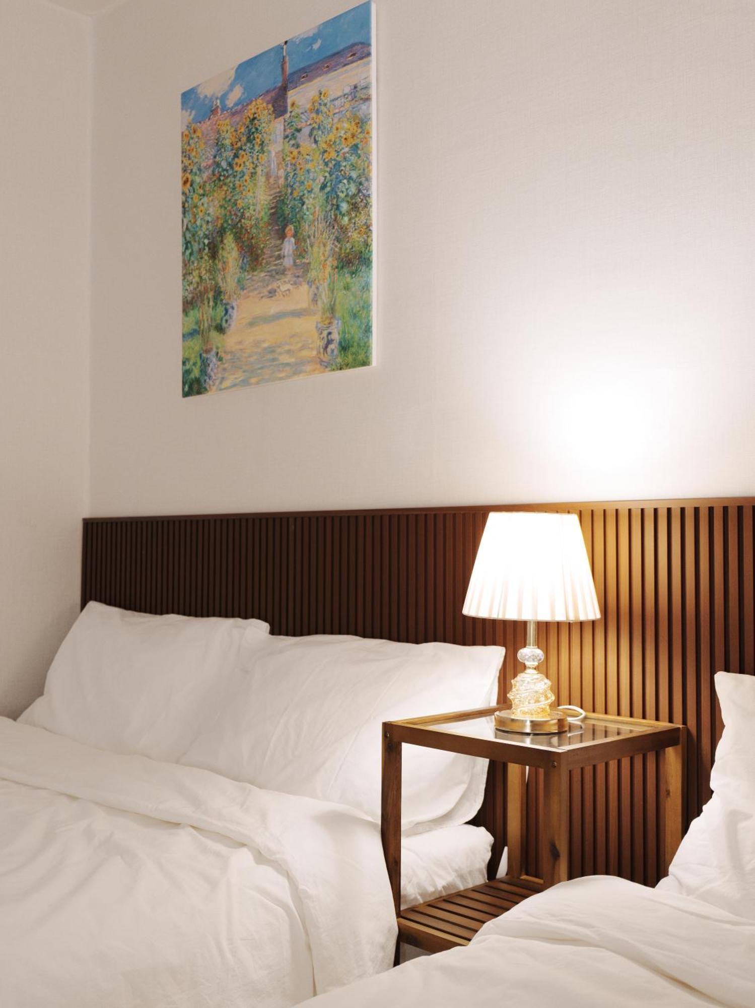 Apartment #cozy@sinrim#airportbus #freewifi&netflix Seoul