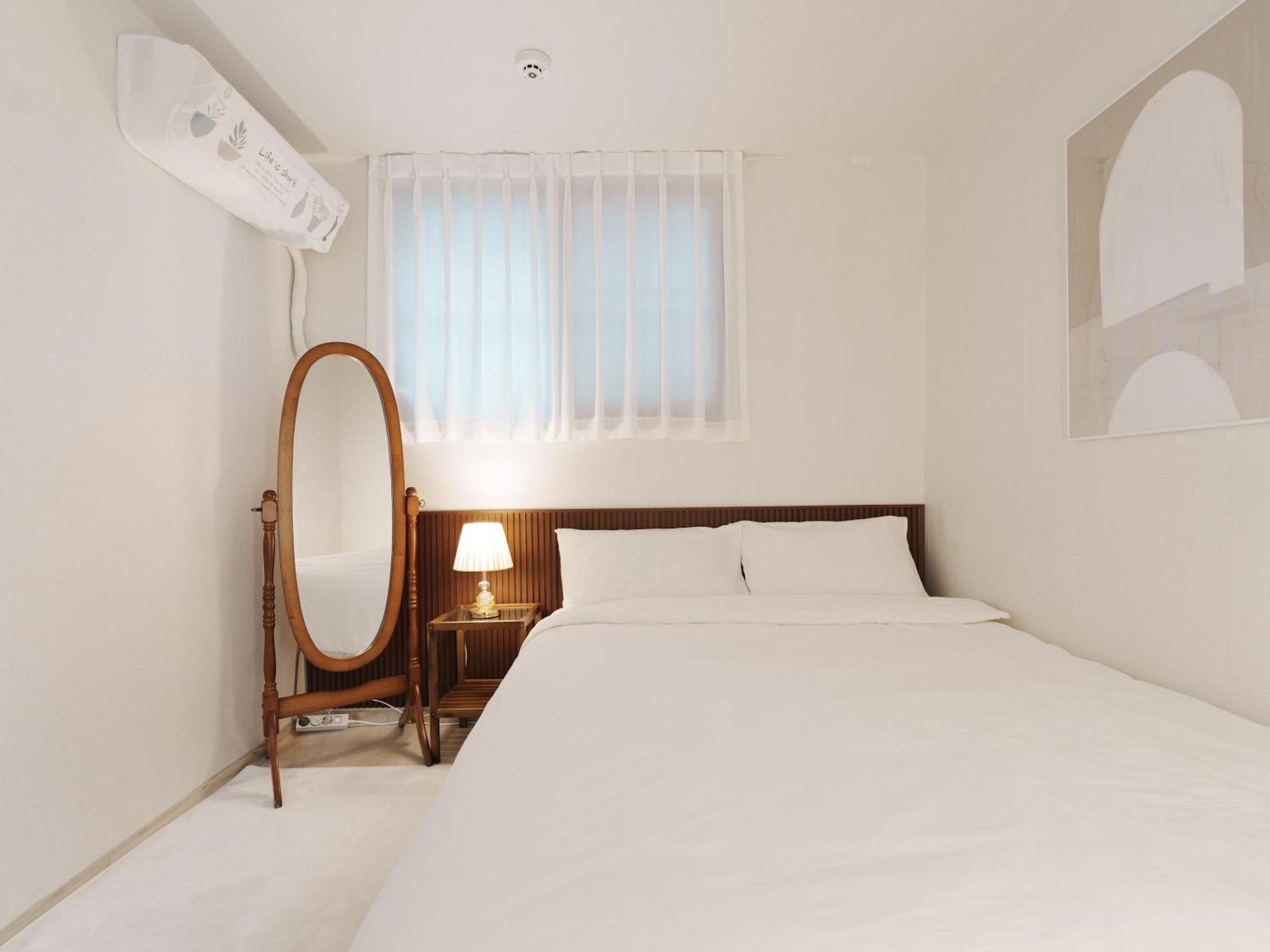 #cozy@sinrim#airportbus #freewifi&netflix Apartment Seoul